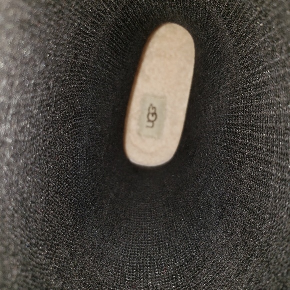 Ugg Rain Boots W/ socks. - Picture 6 of 9